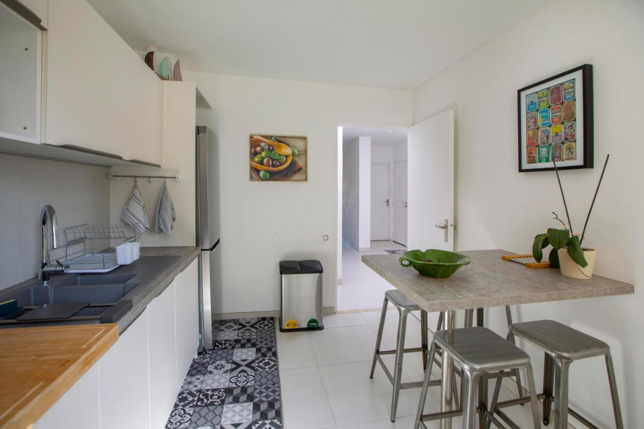 Appartement T3 Traversant Residence Standing Garage Et Piscine Exterieure Gratuits Сет Екстериор снимка